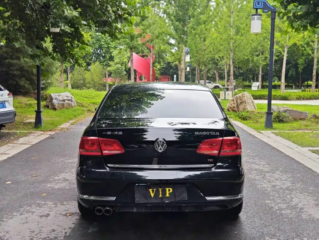 Volkswagen Magotan 2014