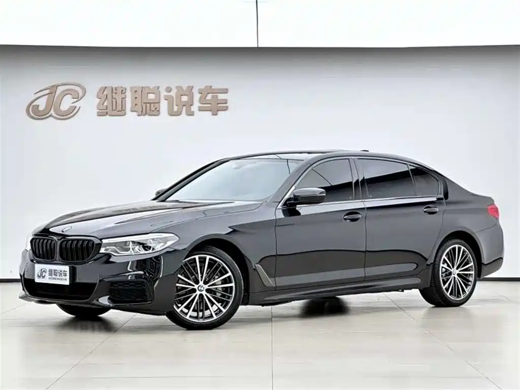 BMW 5 Series 2020 — фото 1