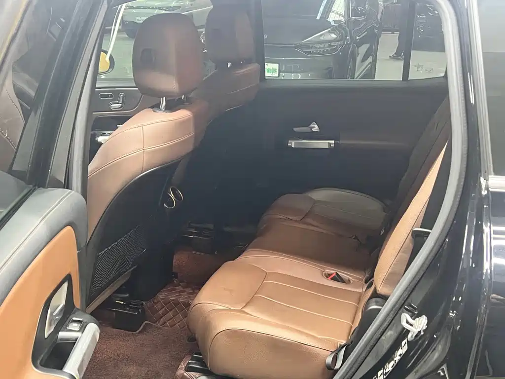 Mercedes-Benz GLB 2020 — фото 10