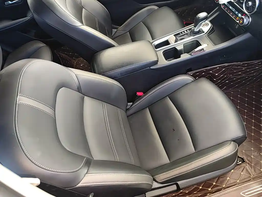 Nissan Sylphy 2020 — фото 25