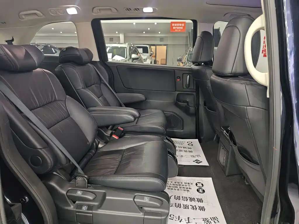 Honda Odyssey 2020 — фото 19