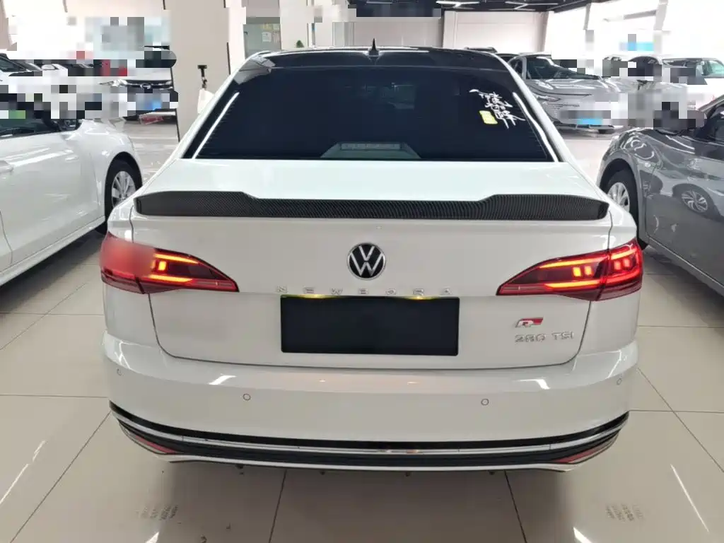 Volkswagen Bora 2024
