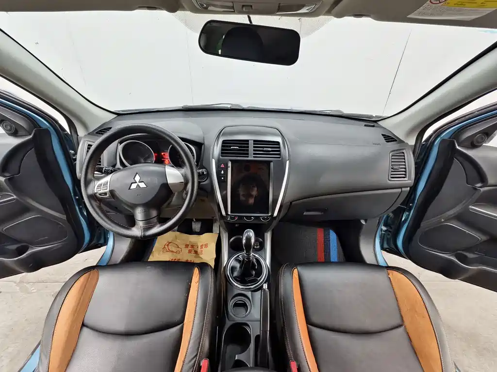 Mitsubishi ASX 2014 — фото 9