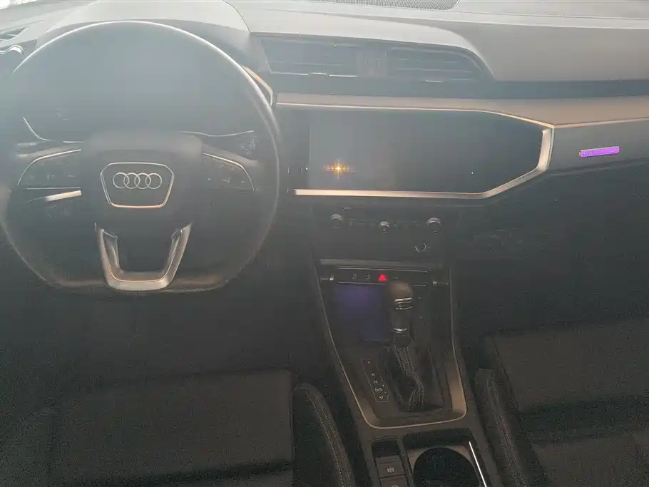 Audi Q3 2025 — фото 12