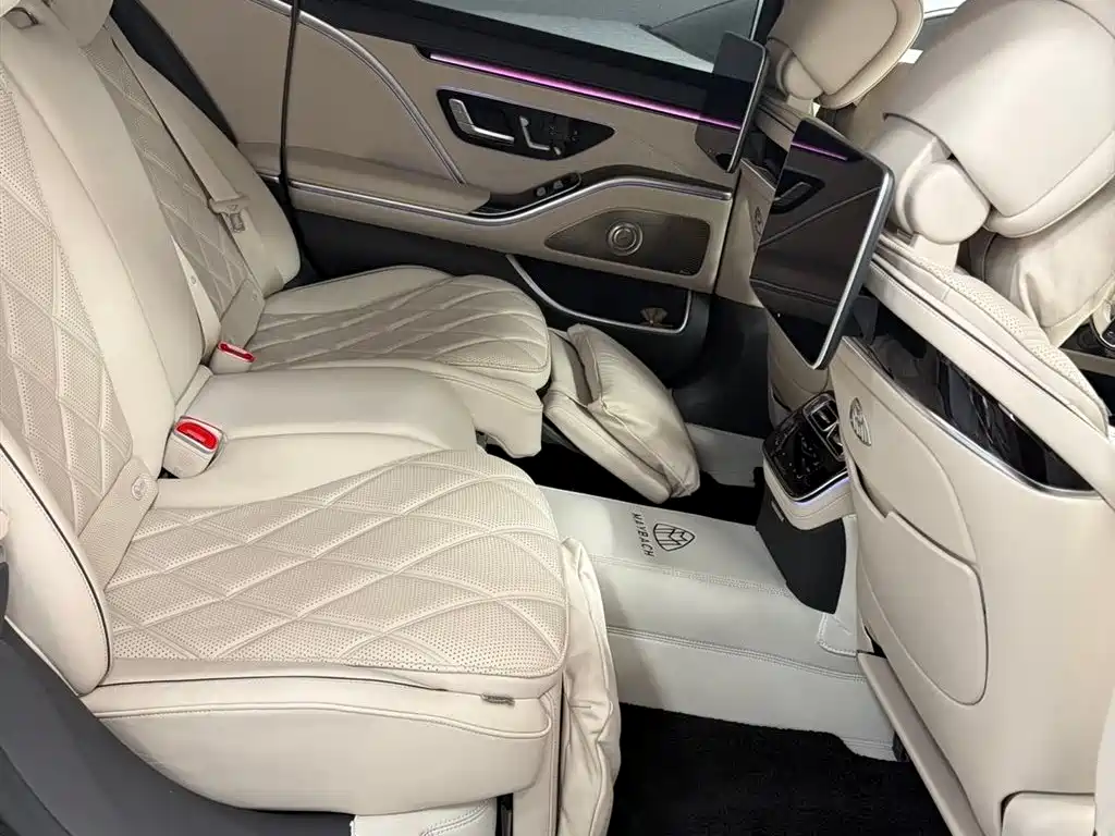 Mercedes-Benz S-Class 2023