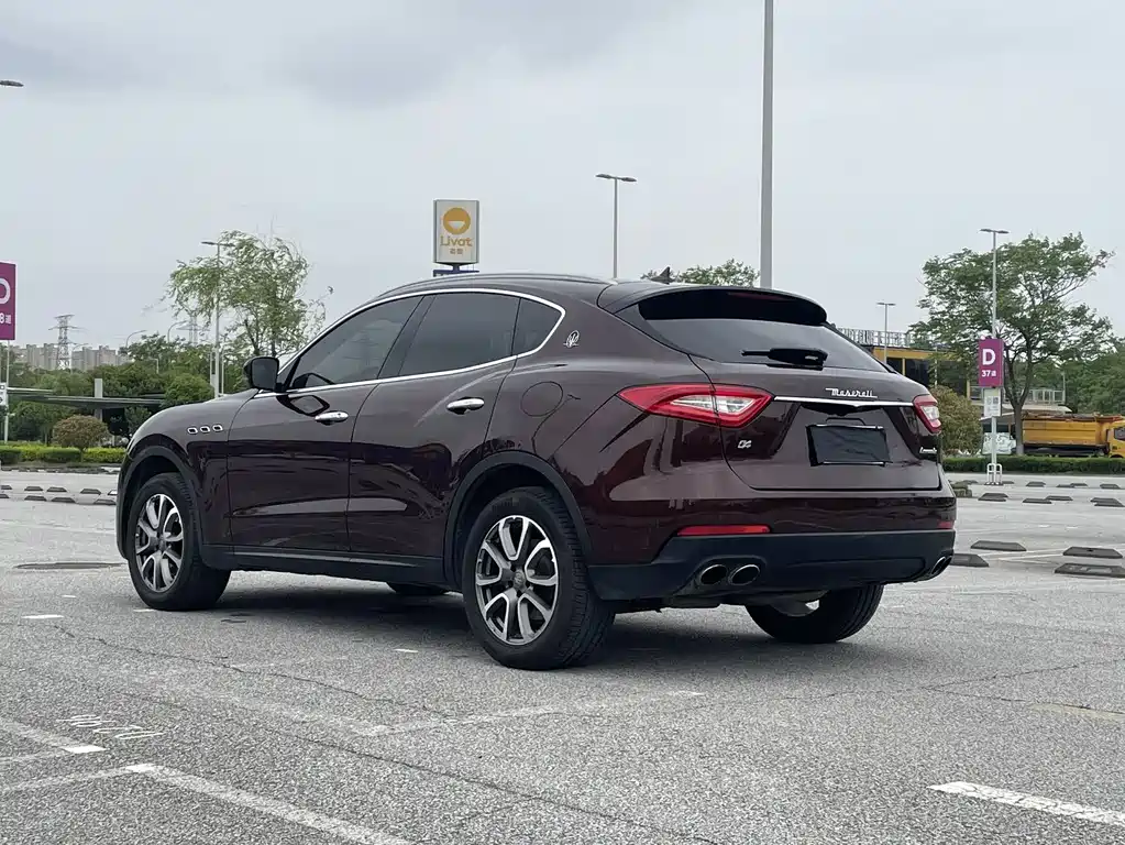 Maserati Levante 2018 — фото 7