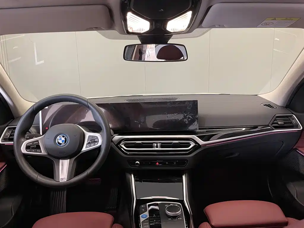 BMW i3 2024 — фото 12