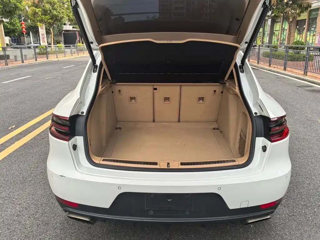 Porsche Macan 2015 — фото 15