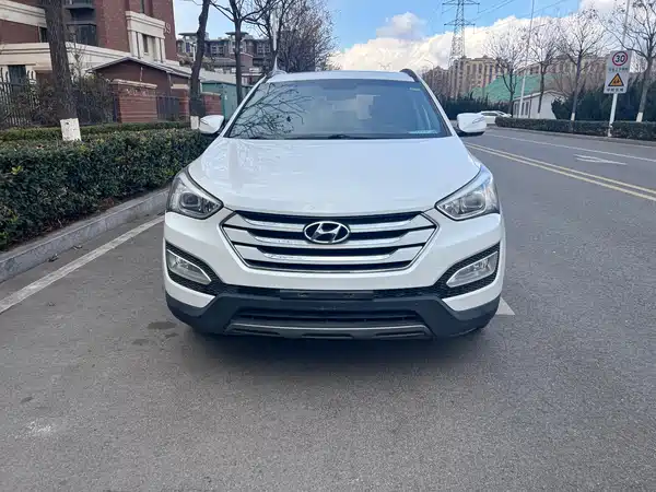 Hyundai Santa Fe 2014