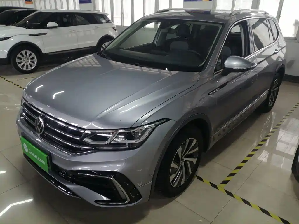 Volkswagen Tiguan L PHEV 2021 — фото 2