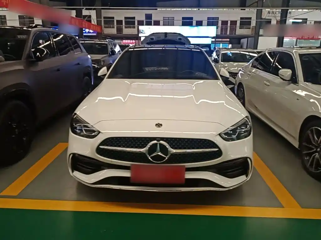 Mercedes-Benz C-Class 2023 — фото 3