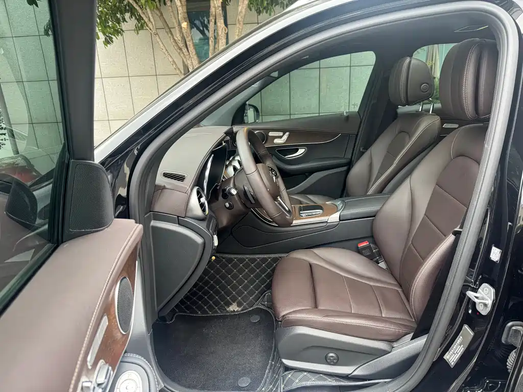 Mercedes-Benz GLC 2023 — фото 12