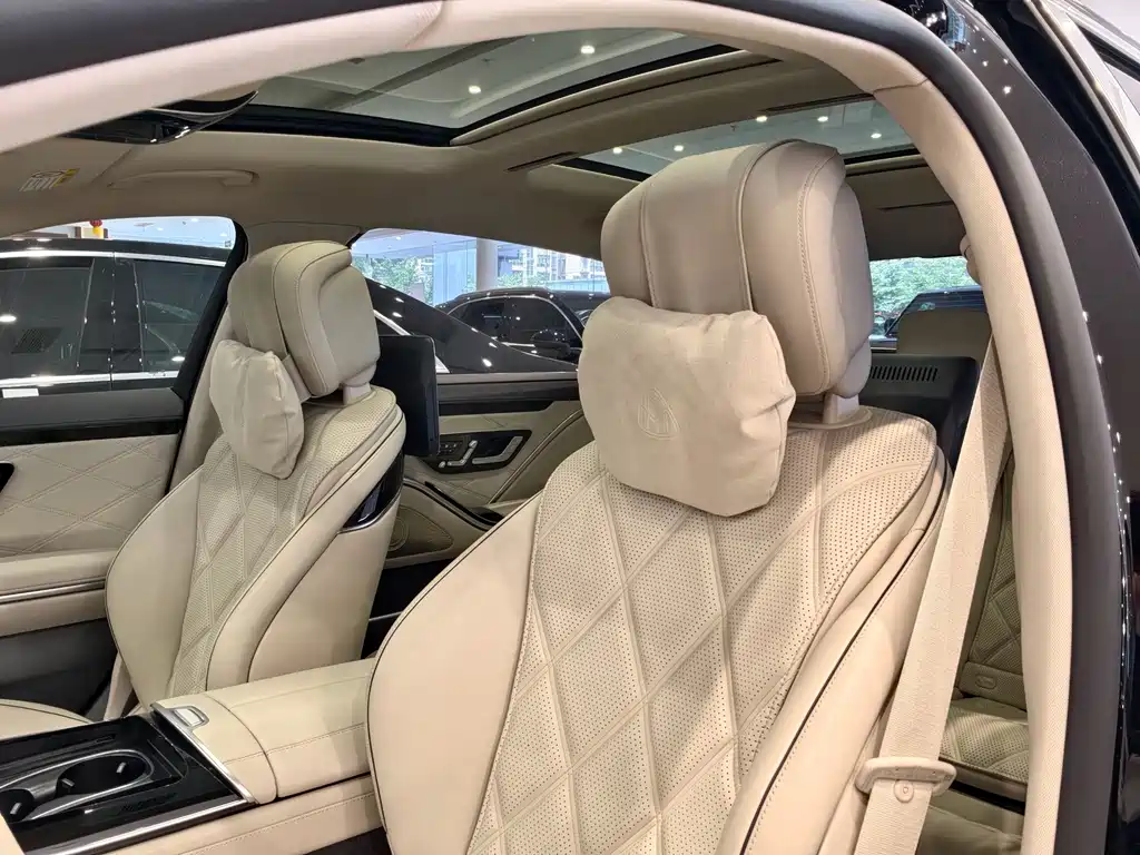 Mercedes-Benz Maybach S-Class 2023 — фото 16