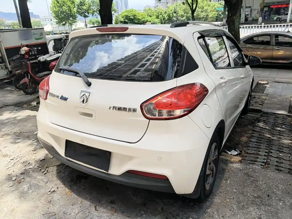 Baojun 310 2017