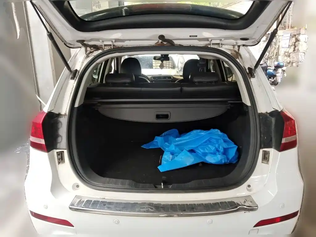 Haval H2 2015 — фото 16