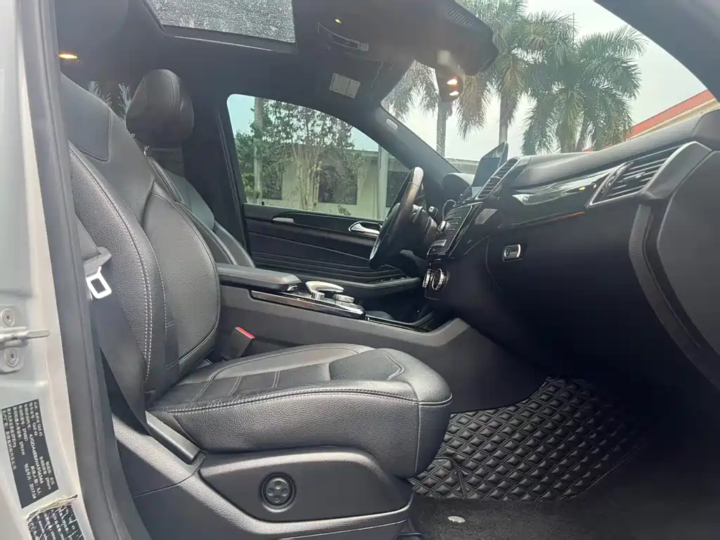 Mercedes-Benz GLE AMG 2018 — фото 10