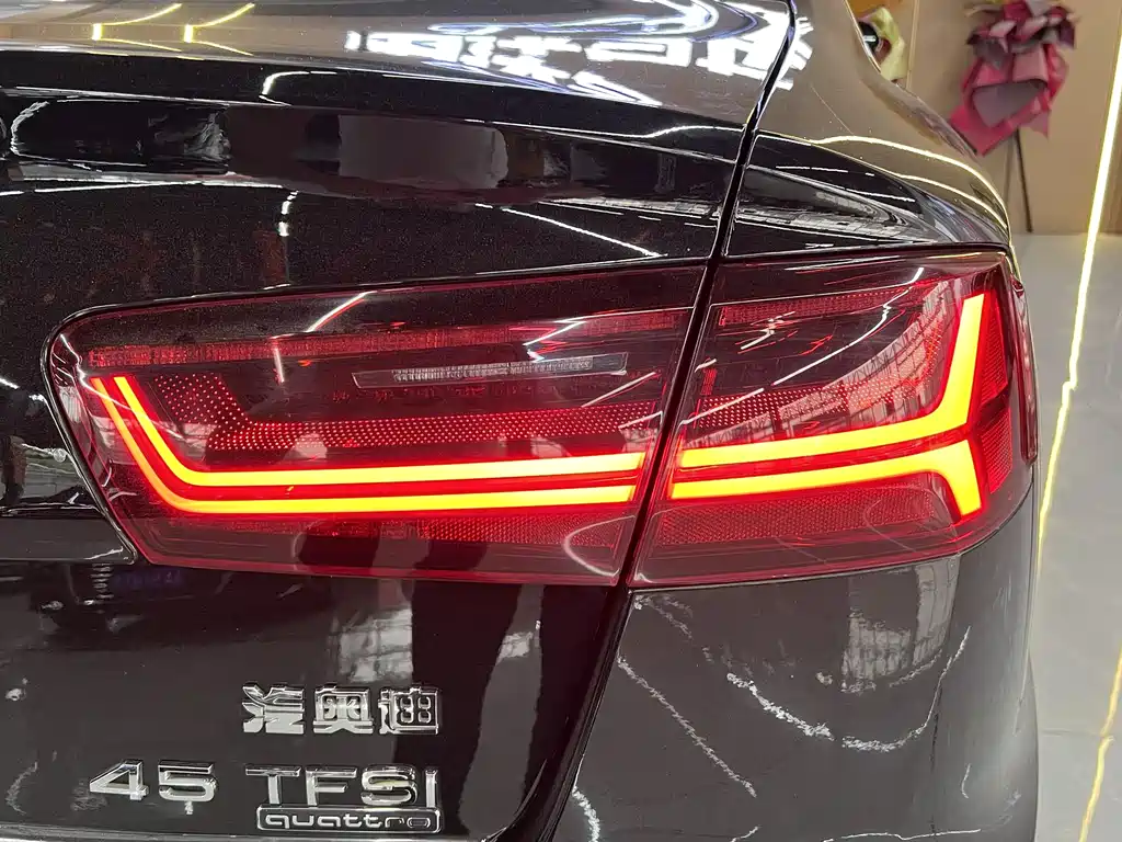 Audi A6L 2018 — фото 13