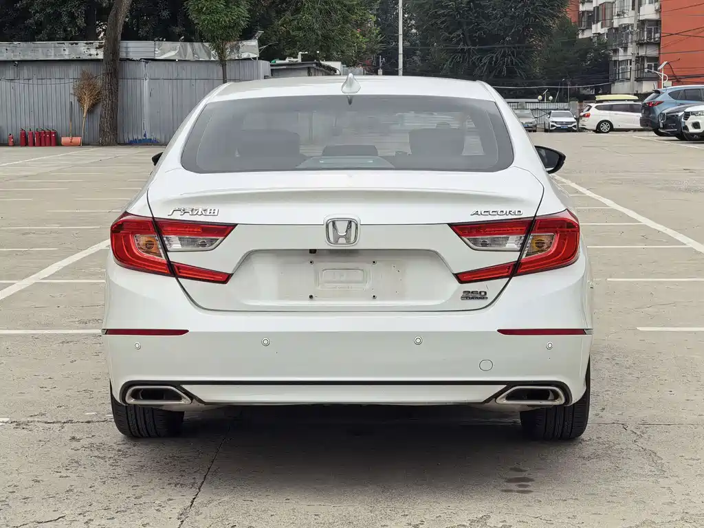Honda Accord 2019 — фото 5