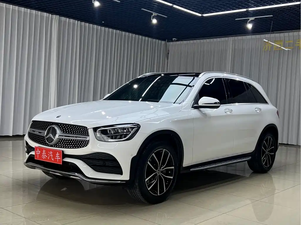 Mercedes-Benz GLC 2021 — фото 1
