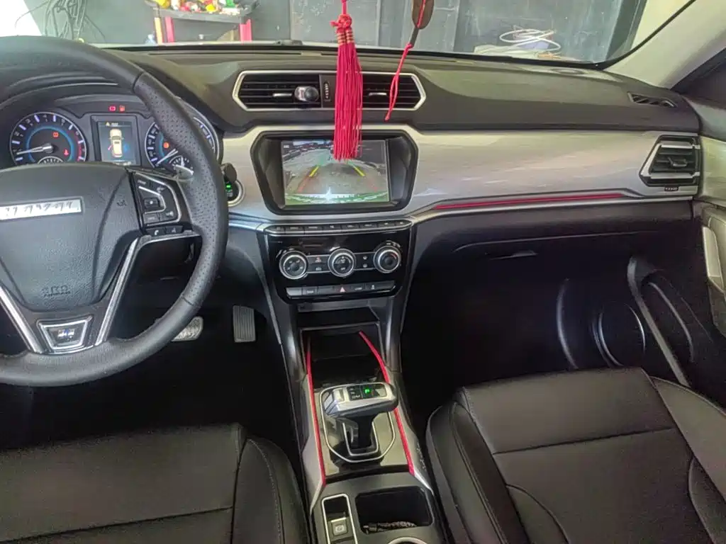 Haval H2 2018 — фото 13