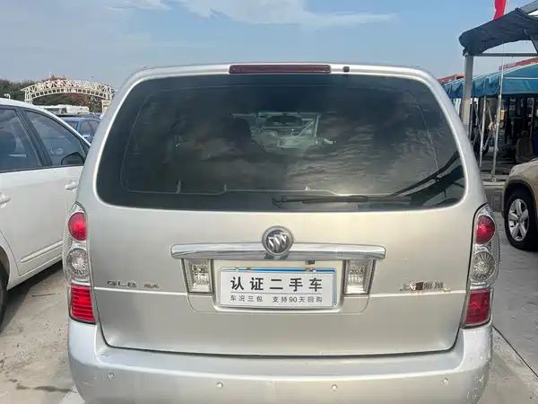 Buick GL8 2011
