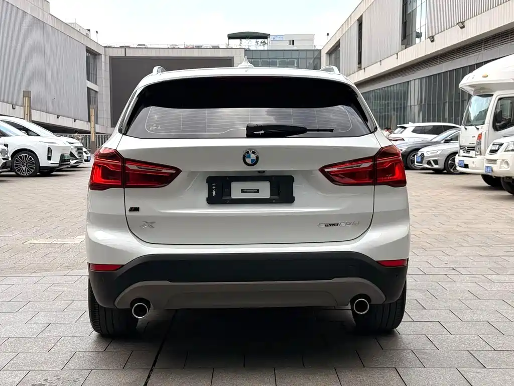 BMW X1 2019 — фото 9