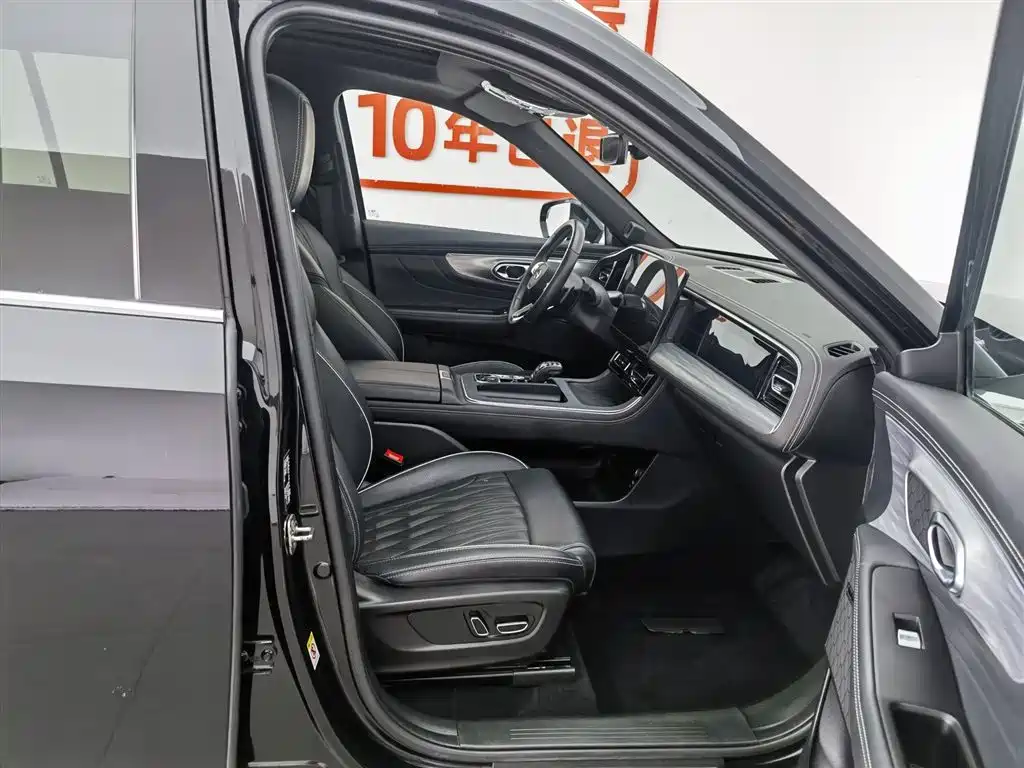 GAC Motor Trumpchi GS8 2023 — фото 23