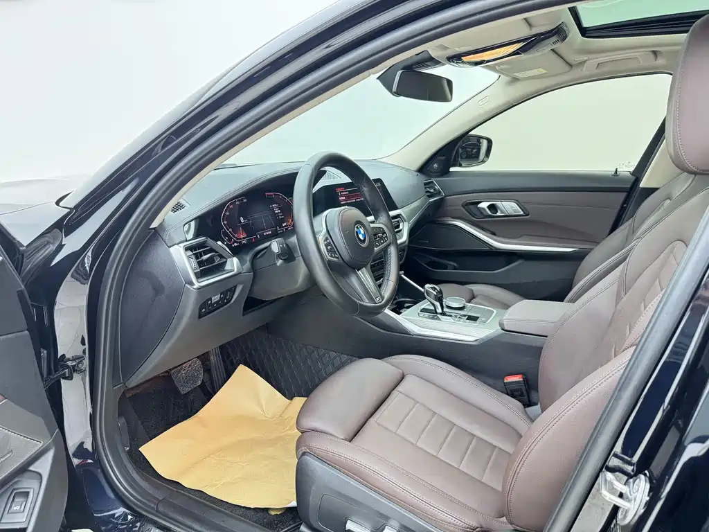 BMW 3 Series 2021