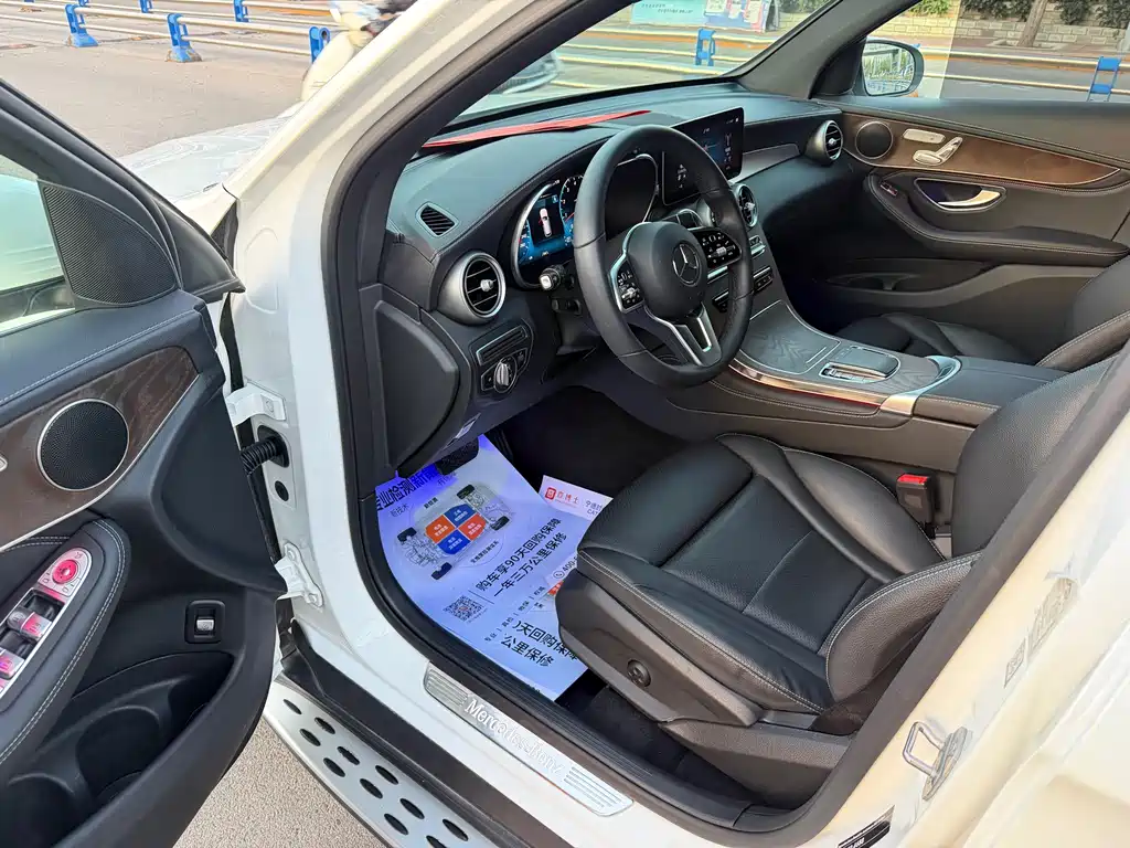 Mercedes-Benz GLC 2020 — фото 12