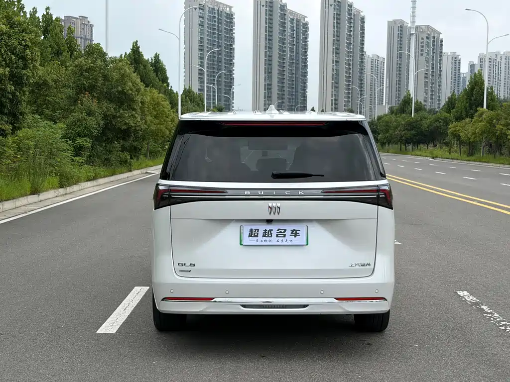 Buick GL8 New Energy 2025 — фото 13