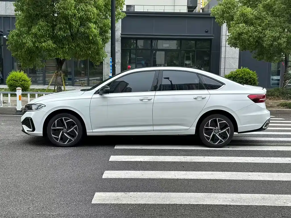 Volkswagen Lavida 2023