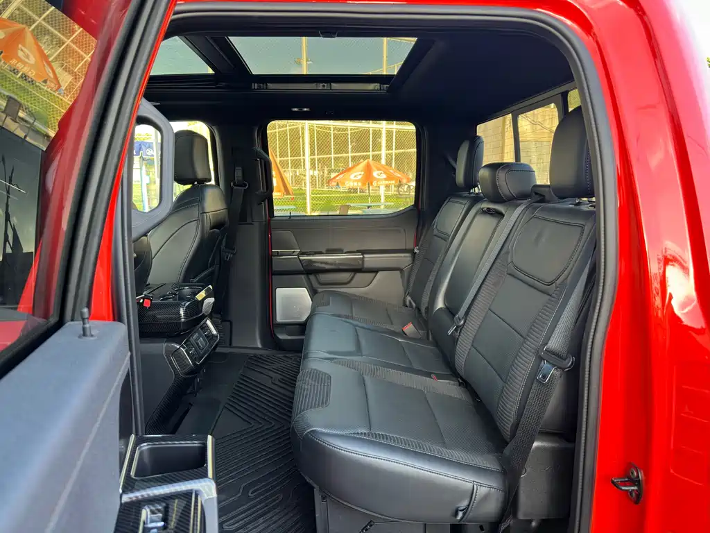 Ford F-150 Raptor 2023 — фото 16