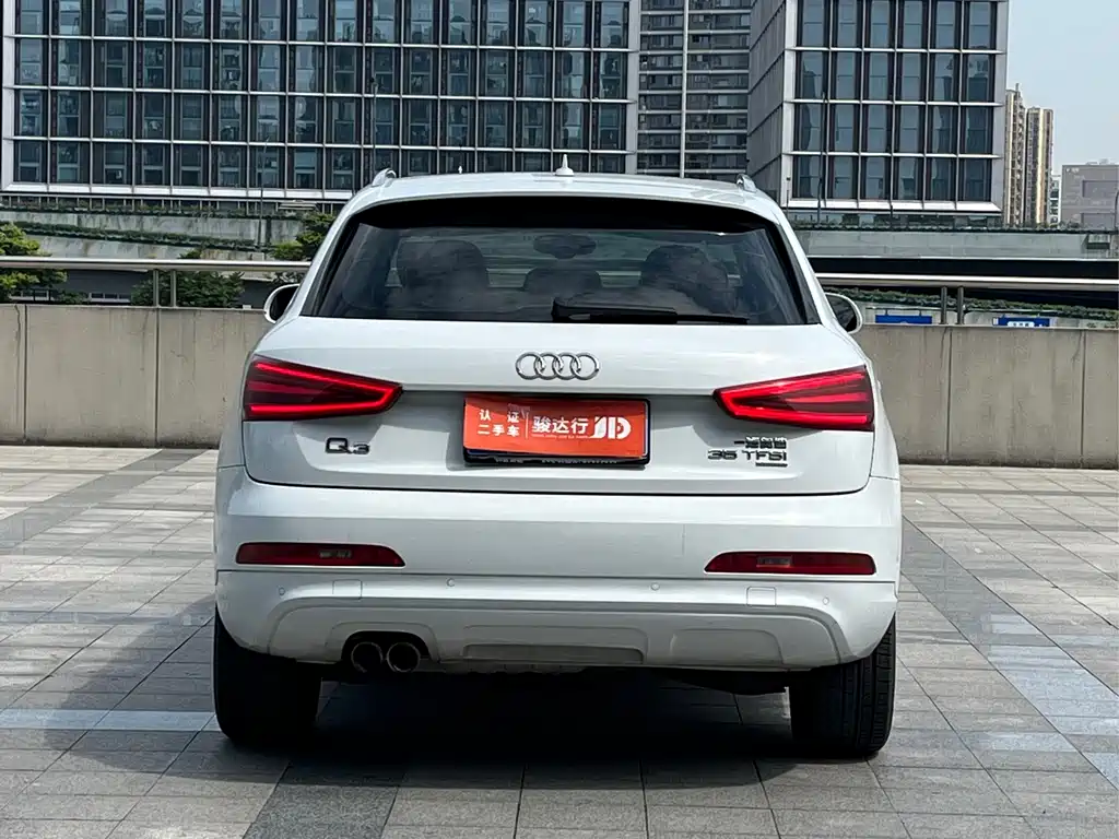 Audi Q3 2016 — фото 5