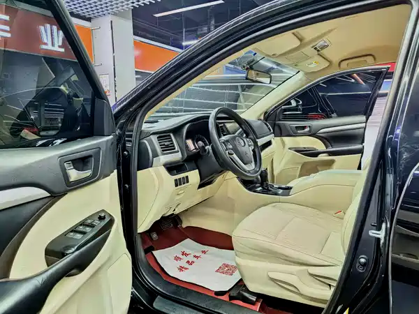 Toyota Highlander 2018