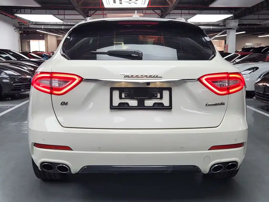 Maserati Levante 2021 — фото 13