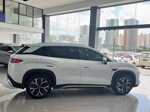 BYD Song L DM-i 2025