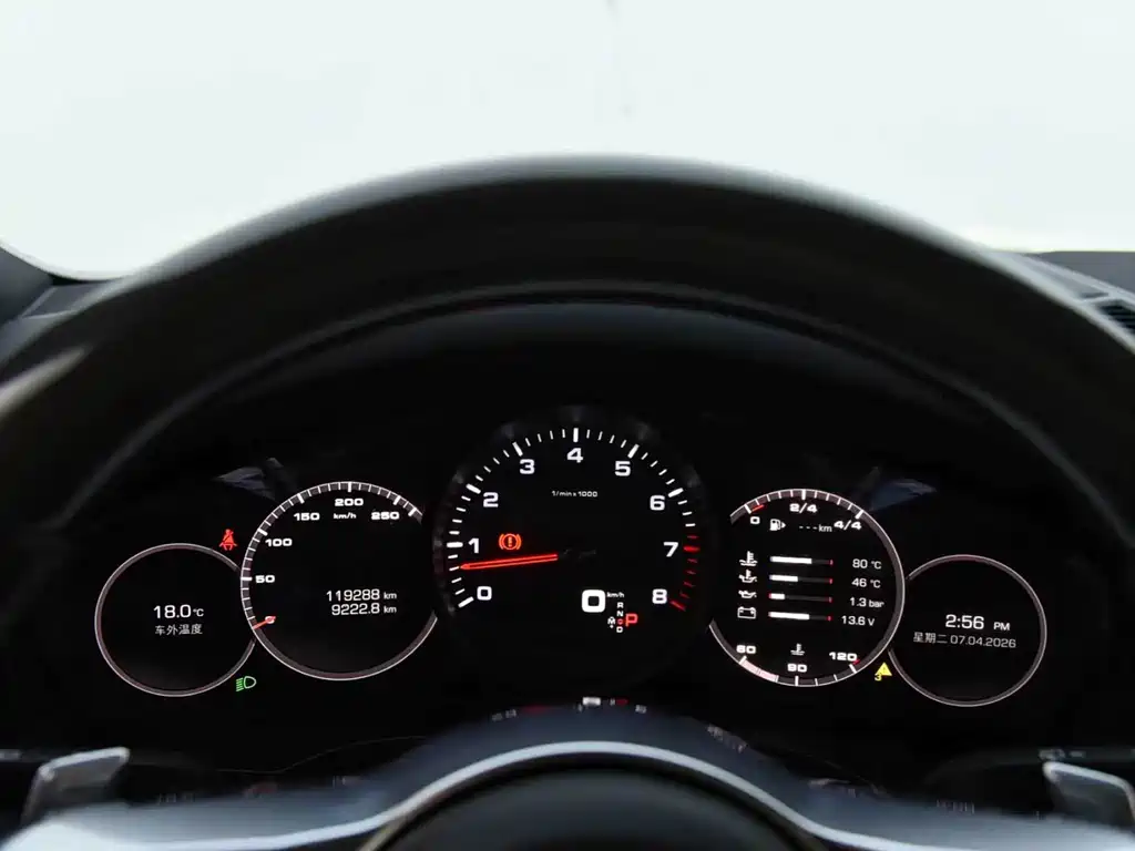 Porsche Cayenne 2019 — фото 14