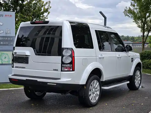 Land Rover Discovery 2015