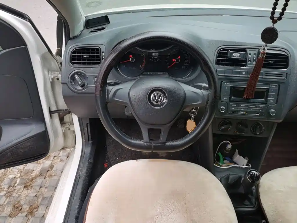 Volkswagen Polo 2016