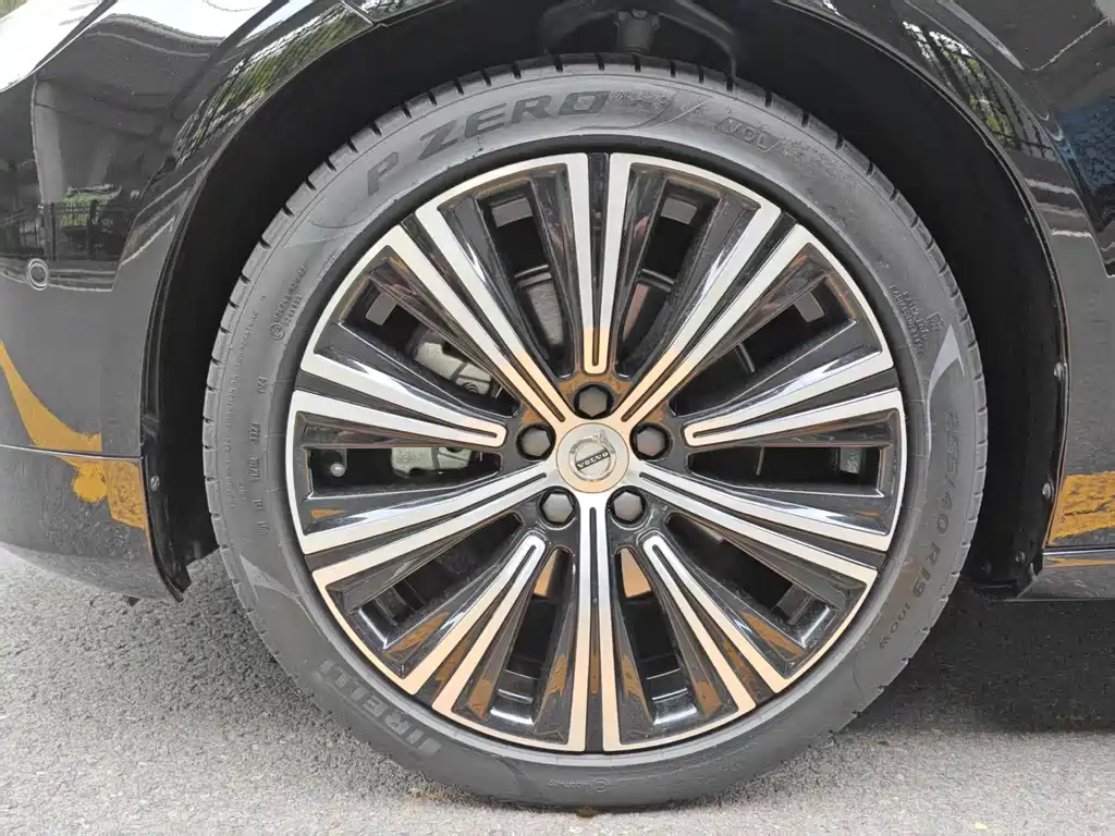 Volvo S90 2024 — фото 18