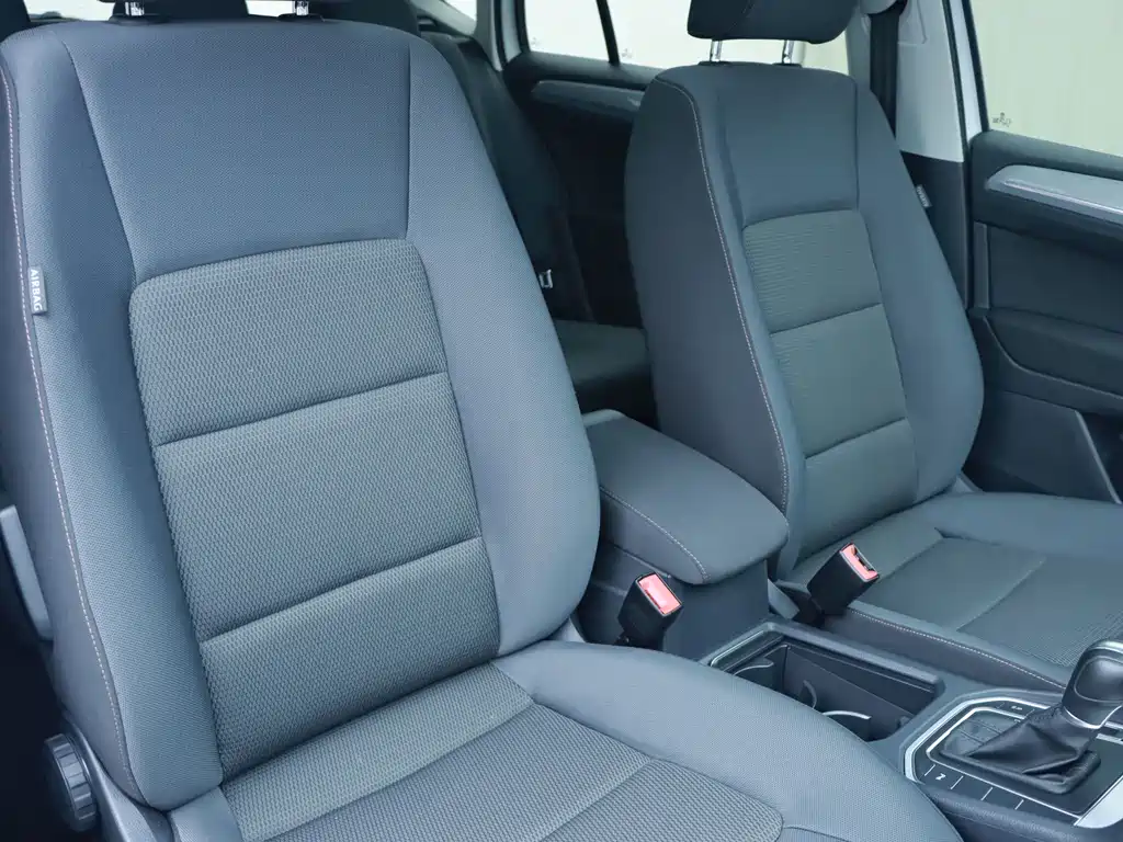 Volkswagen Golf Jialu 2016 — фото 10