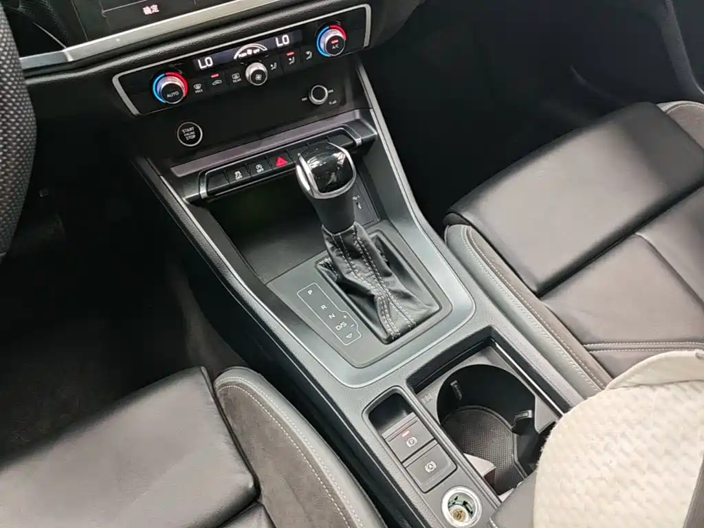 Audi Q3 Sportback 2022 — фото 14
