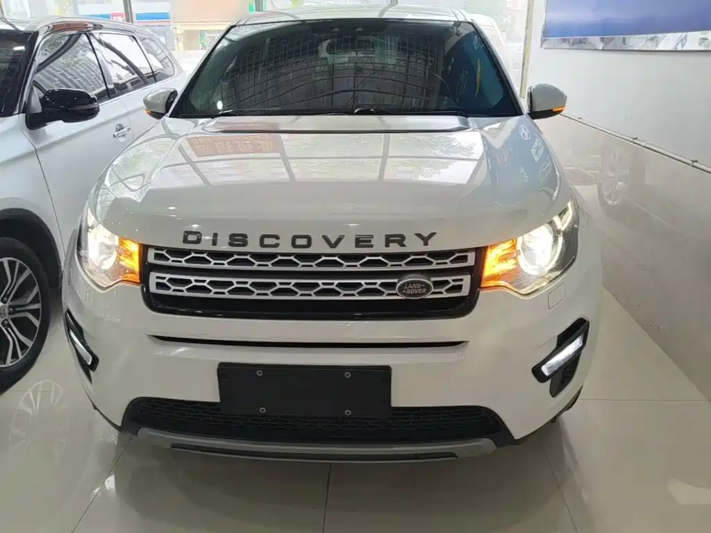 Land Rover Discovery Sport 2017 — фото 3