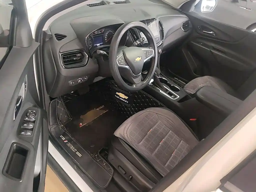 Chevrolet Equinox 2022 — фото 16