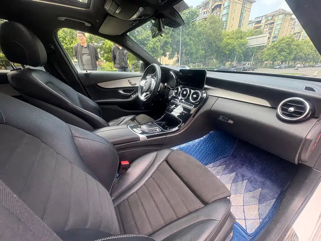 Mercedes-Benz C-Class 2020 — фото 16