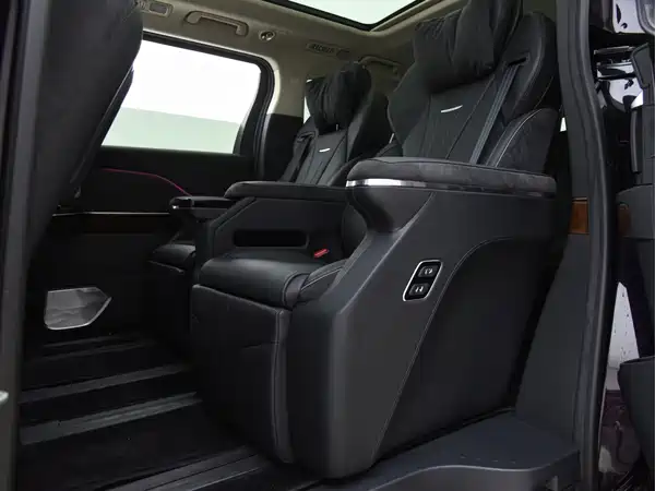 Hongqi HQ9 PHEV 2024