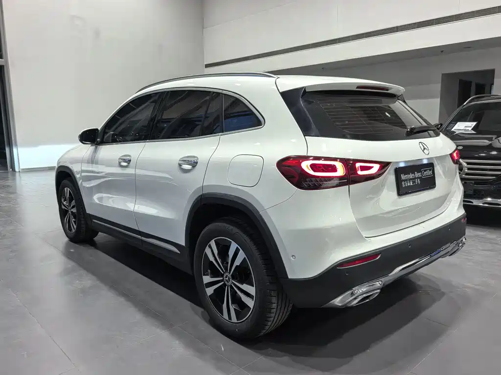 Mercedes-Benz GLA 2021 — фото 15