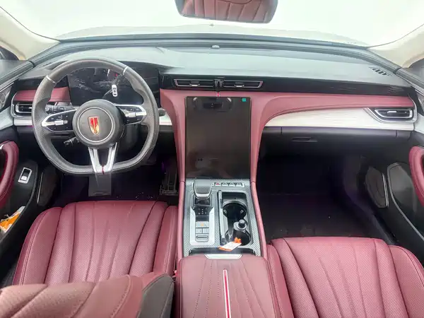 Hongqi H5 2025