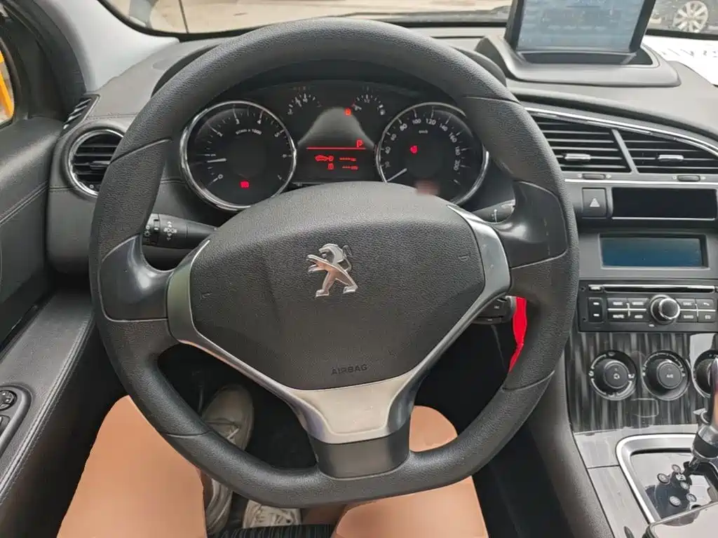 Peugeot 3008 2015 — фото 11