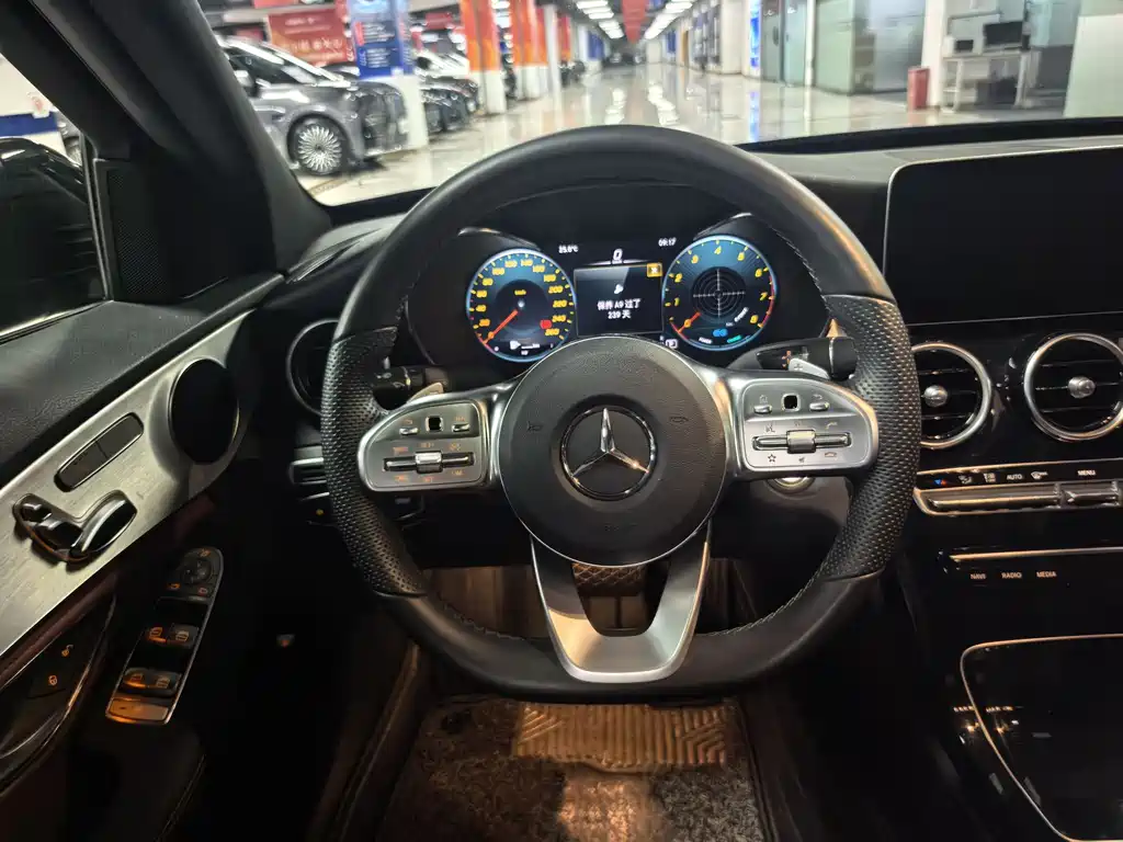 Mercedes-Benz C-Class 2020 — фото 9